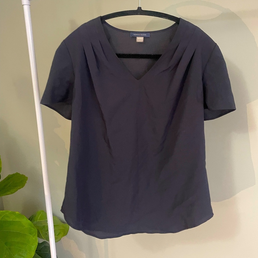Tommy Hilfiger Navy Short Sleeved V Neck Blouse Size XS